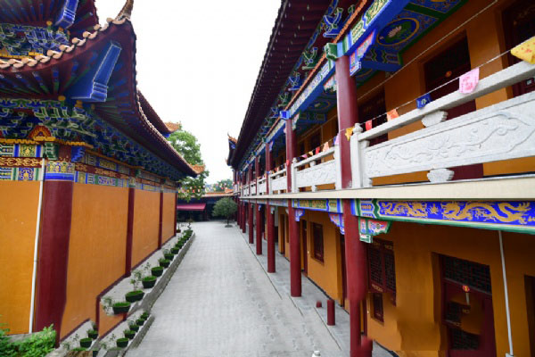 清远兴隆古寺