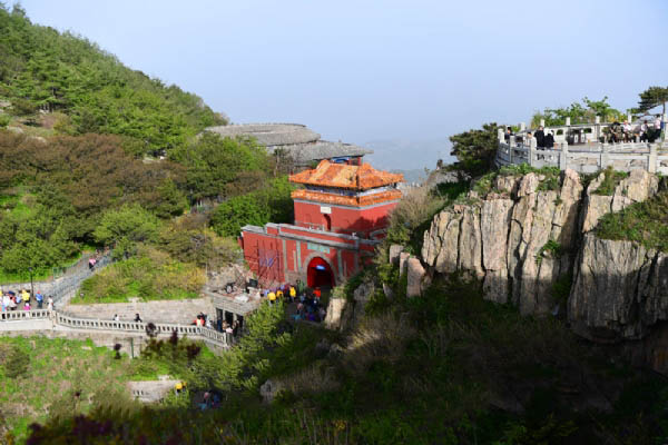 泰山
