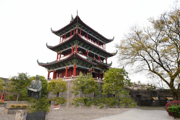 八境台