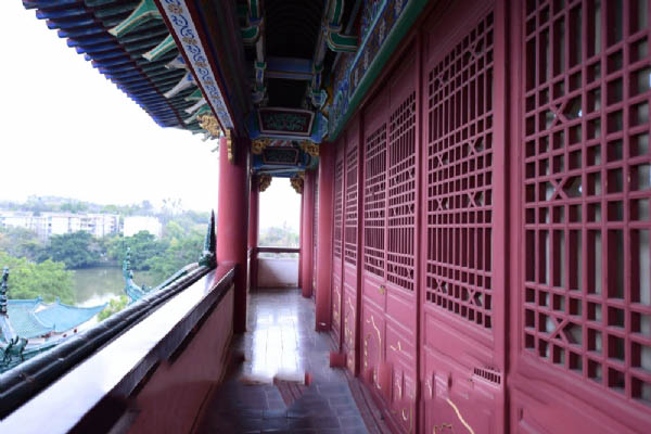 八境台