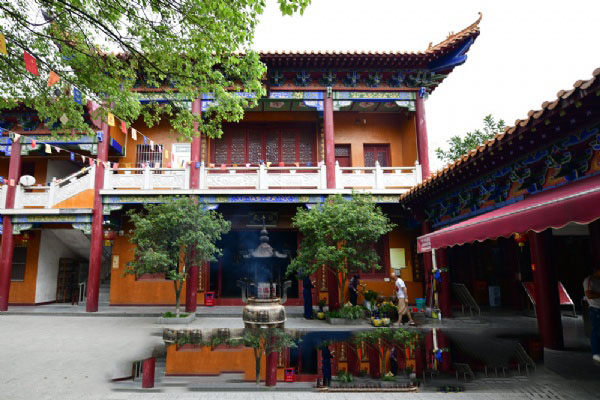 清远兴隆古寺